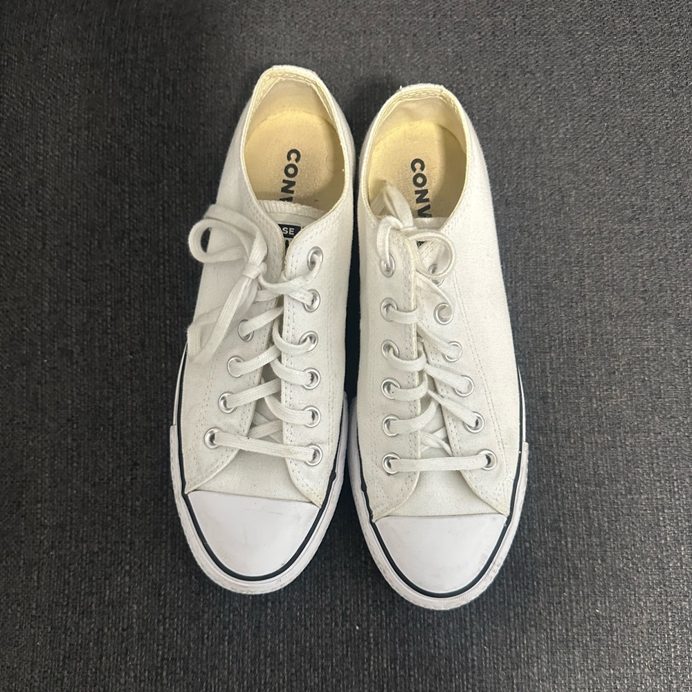 Converse White Canvas platform Sneakers